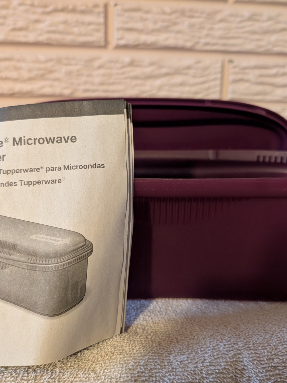 Tupperware Plum-Colored Microwave Pasta Maker